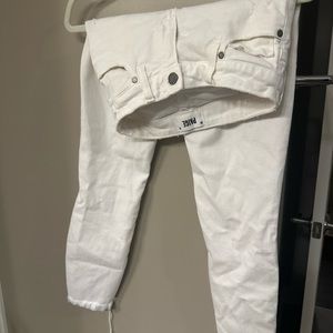 White PAIGE denim jeans. Verdi go cropped. Size 25.